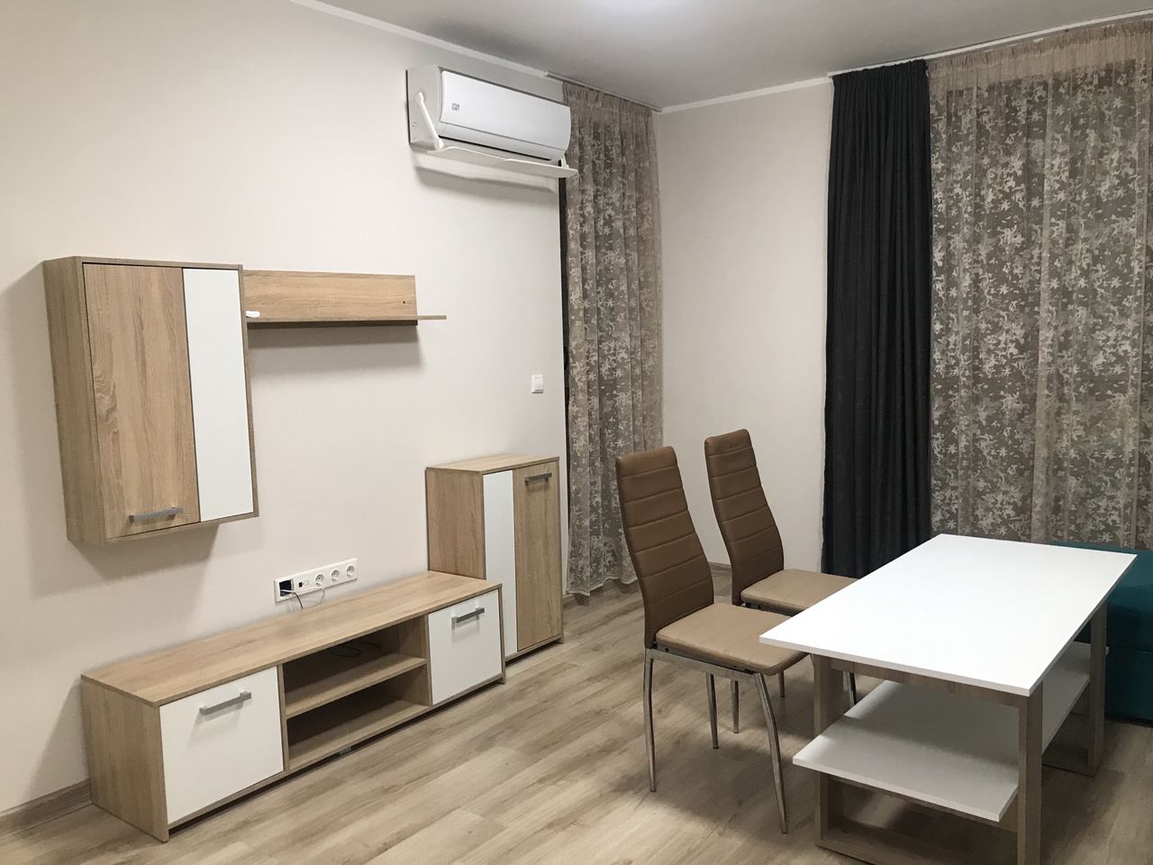 Дава се под наем Двустаен апартамент в Пловдив, Южен - 65 кв.м за 408 € - Снимка #5