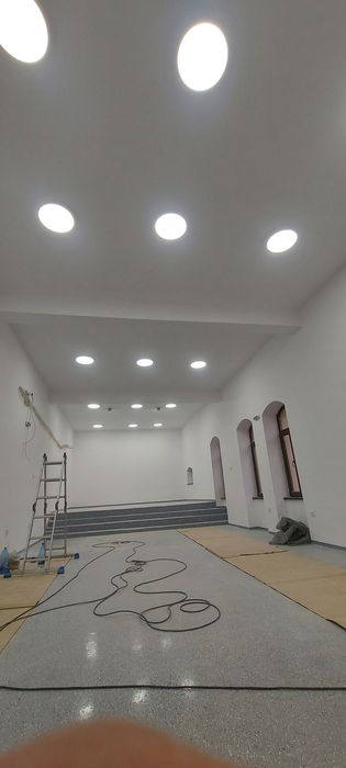 Electrician instalații electrice