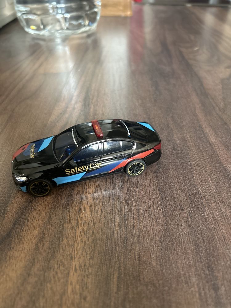 Метална количка Bmw m5 от shell