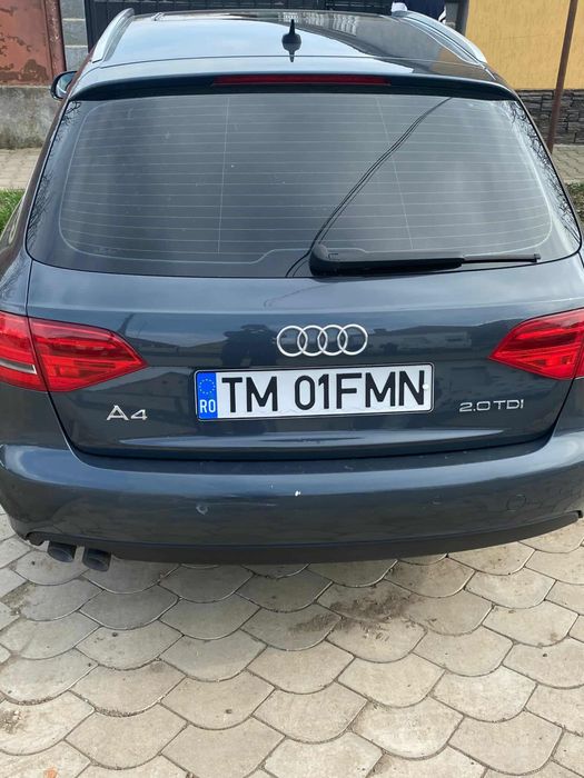 Vand Audi A4 B8 2009