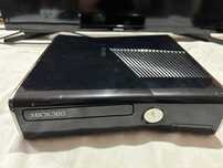Xbox 360 Slim , Modat