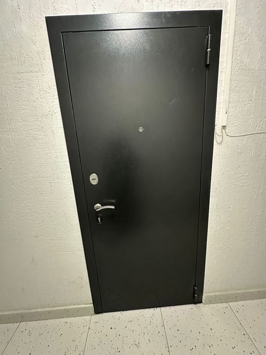 Дверь на прихожку