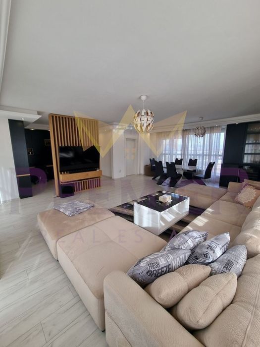 Продава се Тристаен апартамент в София, Полигона - 384 кв.м за 1040 €/кв.м - Снимка #1