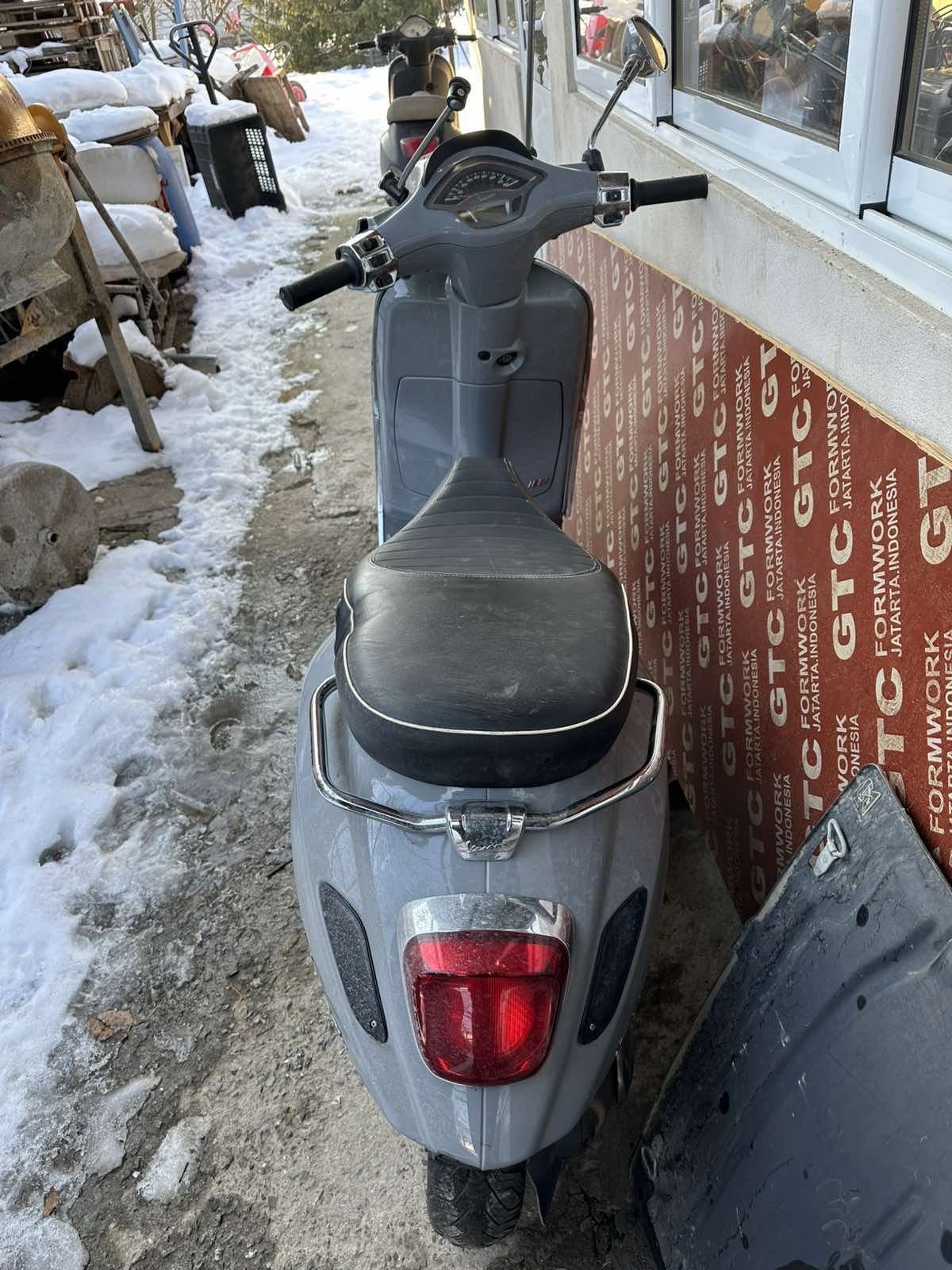 Мотор Piaggio Vespa 2019 година