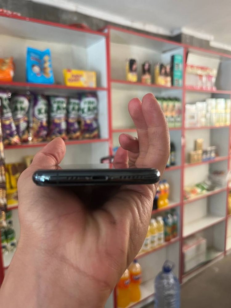 Iphone 11 pro  karopka