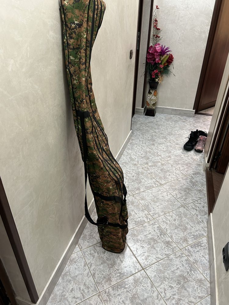 Продавам троен рибарски калъф