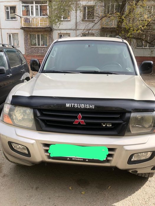 Продам   Mitsubishi Pajero 2001 года