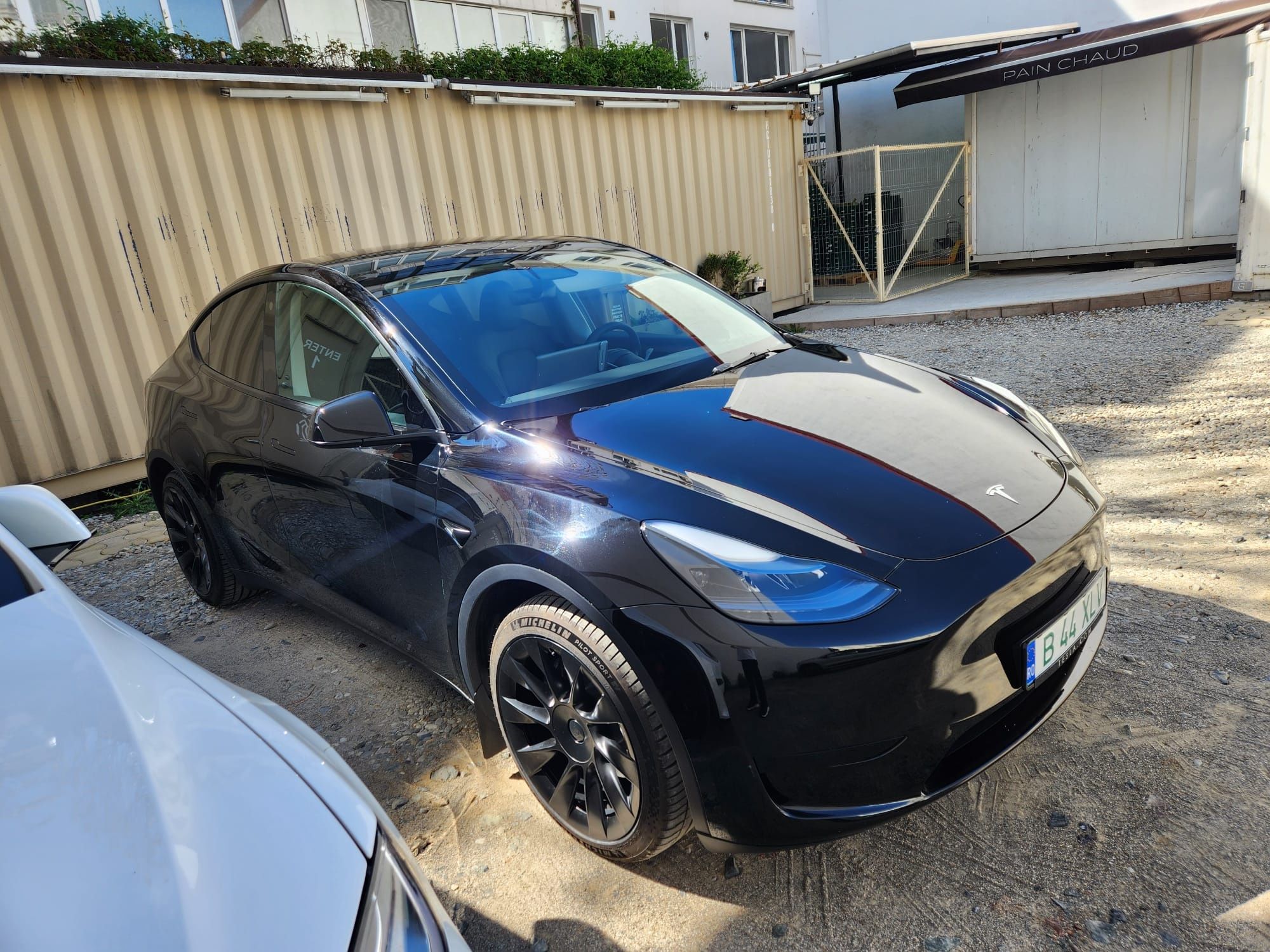 Tesla Model Y SR 2023