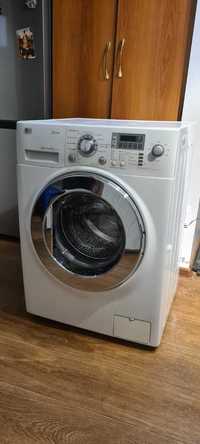 Срочно продается стиральная машина 8кг LG производства Корея.