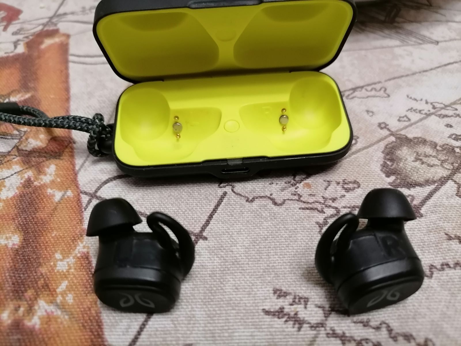 Оригинални слушалки jaybird vista