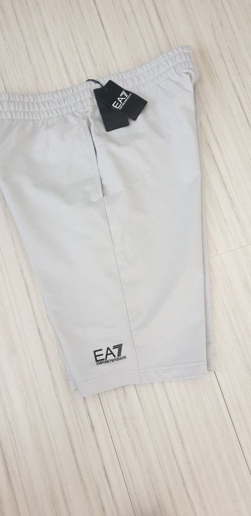 Emporio Armani EA7 Cotton Mens  L НОВО! ОРИГИНАЛ! Мъжки Къси Панталони