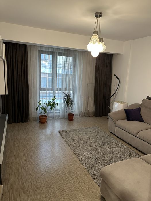 PROPRIETAR Inchiriez ap 2 camere vitan