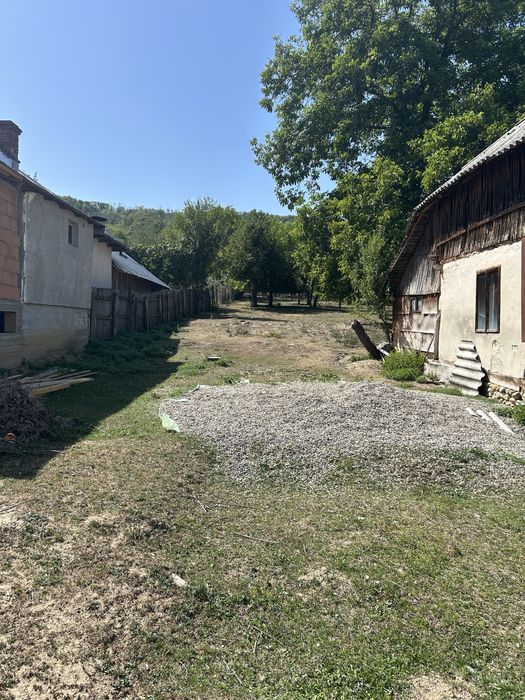 Casă și teren 1400 mp – Sat Retevoiești, Pietroșani, Argeș