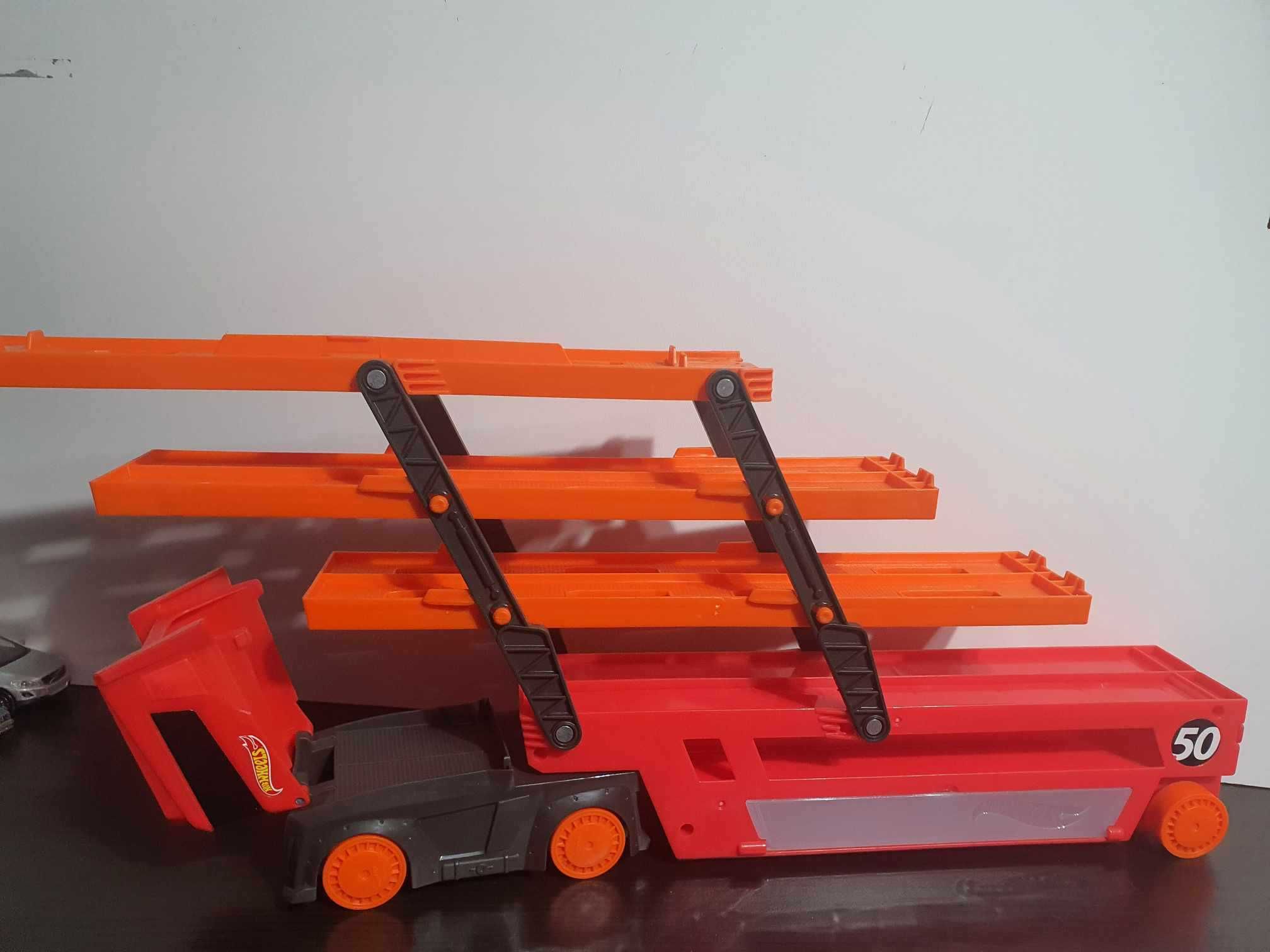 Hot Wheels камион (Автовоз)