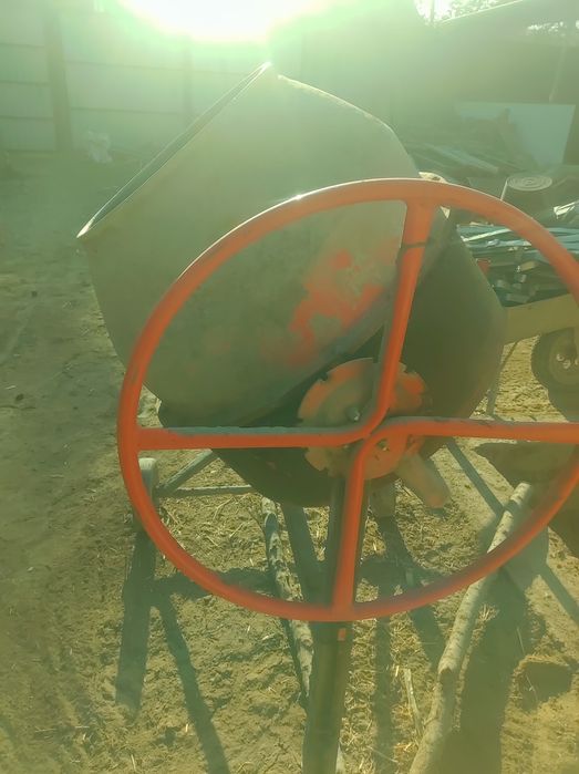 Мешалка запчастга сотилади