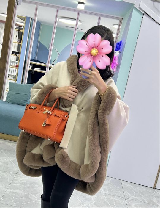 Пончо с натуральным мехом