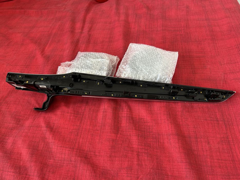 Лайсна за табло W205 C-class