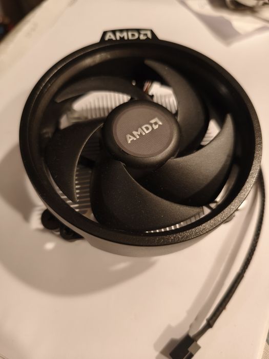 Vând Cooler AMD Nou
