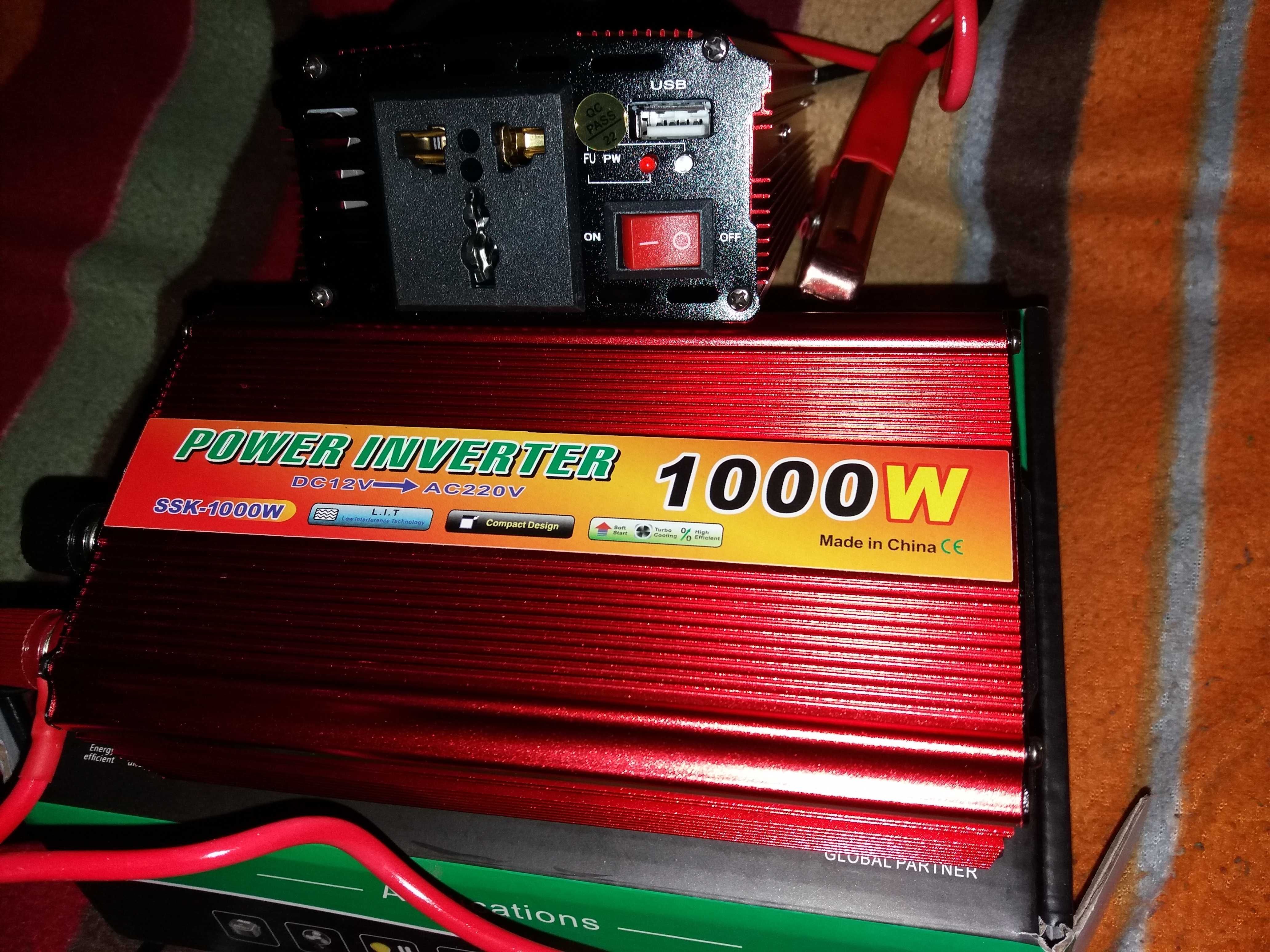 Invertor auto 12V 1000W putere pornire 2000W clesti 12V priza 220V