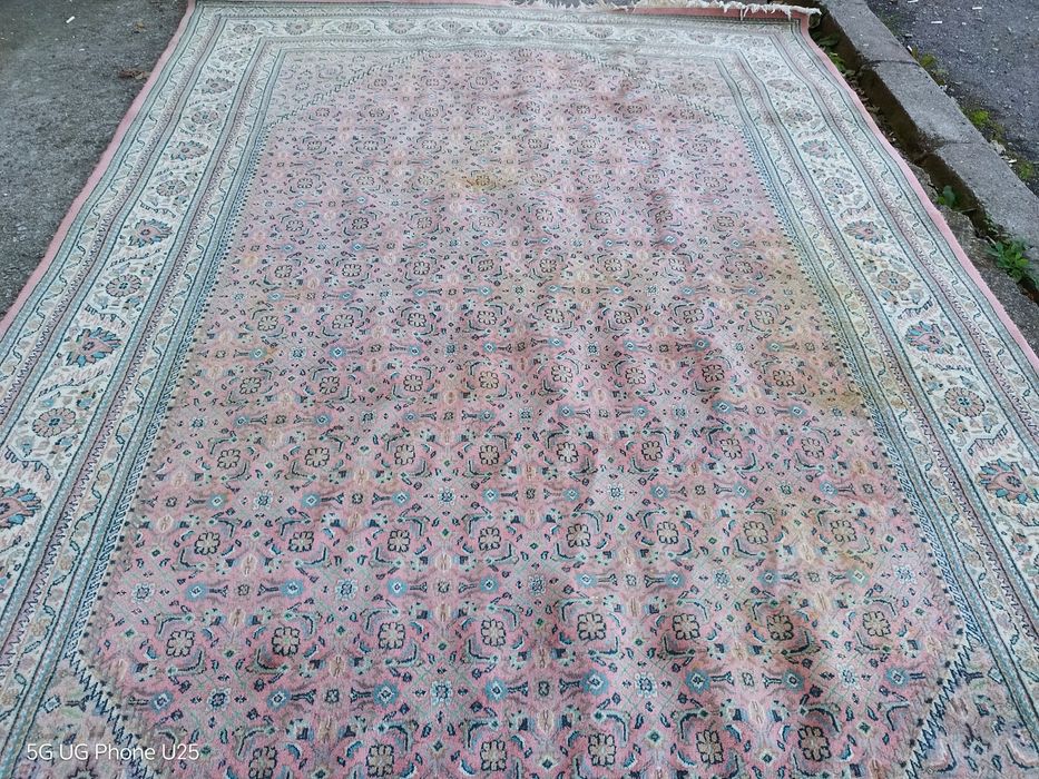 Ръчно тъкан килим топ цена