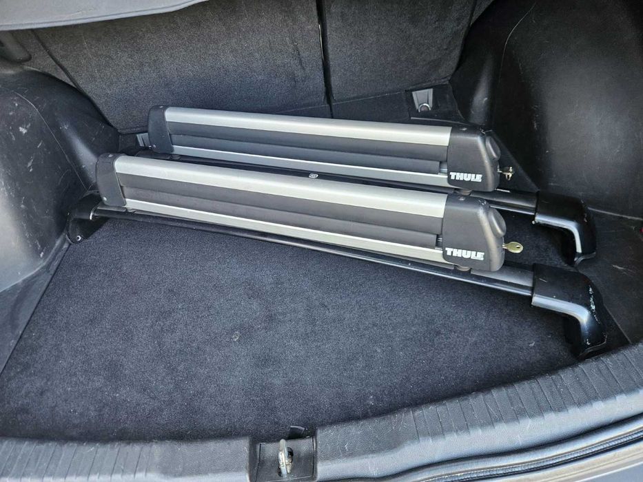 Оригинални греди HONDA CR-V 4 (2013-2018) + THULE багажник за ски