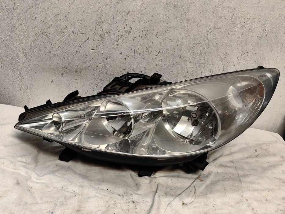 Оригинален фар Пежо 207  Peugeot 207
