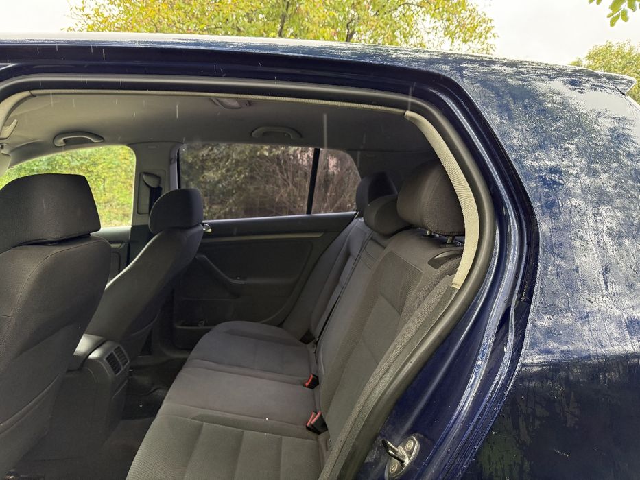 Volkswagen Golf 5 1.9Diesel fara acte