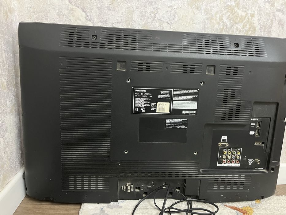 Телевизор Panasonic TX-LR32C20