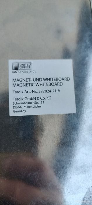 Vând tablă metalică pentru afișaj post-it