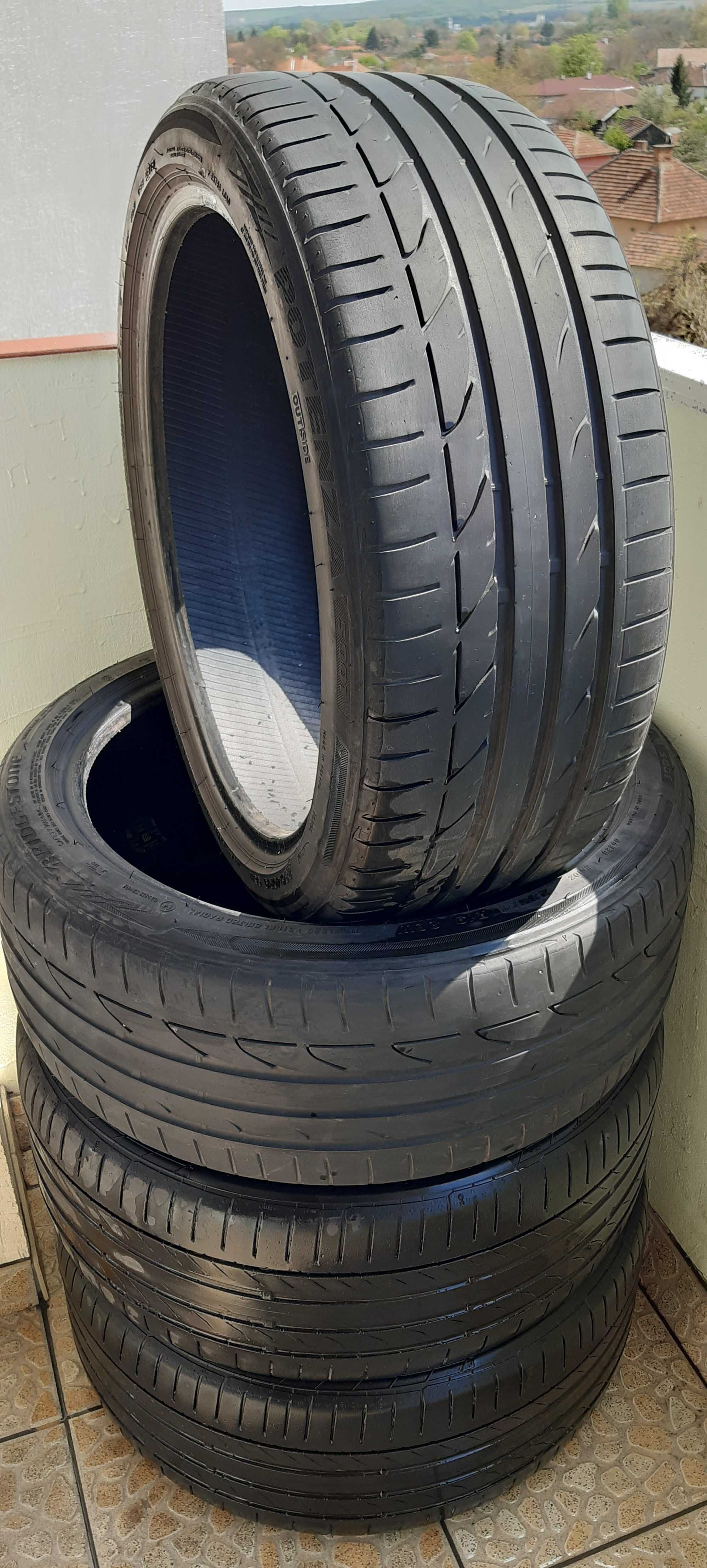 4бр. гуми 235/40/19 Bridgestone и Continental. DOT:0720 Цена 200лв.