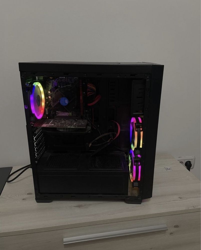 Vand Pc Gaming I3 8800k