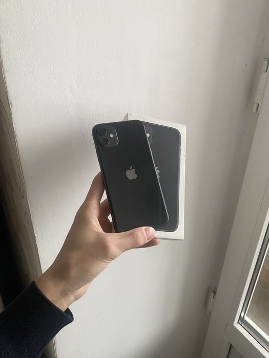 Продам Айфон 11 128gb