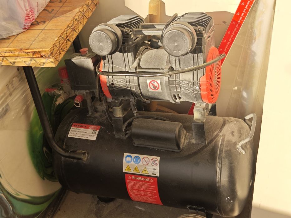 Компрессор безмасленый