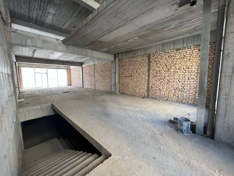 Продаётся нежиле помещение