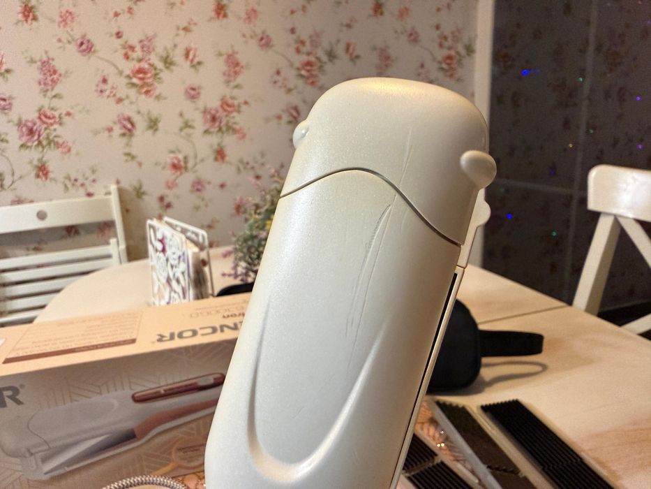 Преса за коса Sencor SHI 6300GD