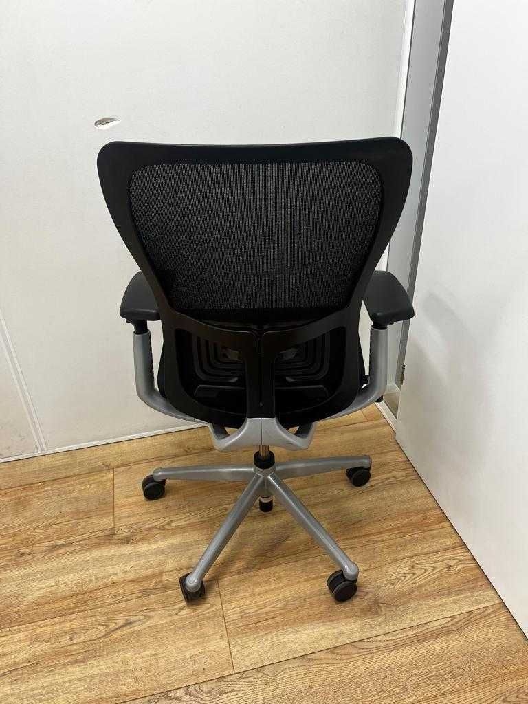 Refurbished Haworth Zody