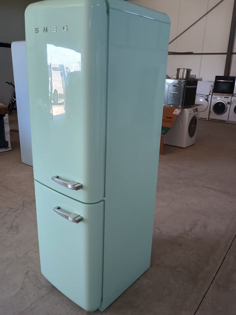 Xладилник SMEG FAB32LPG3