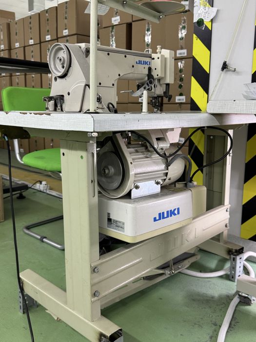 Tikuv mashinalari sotiladi