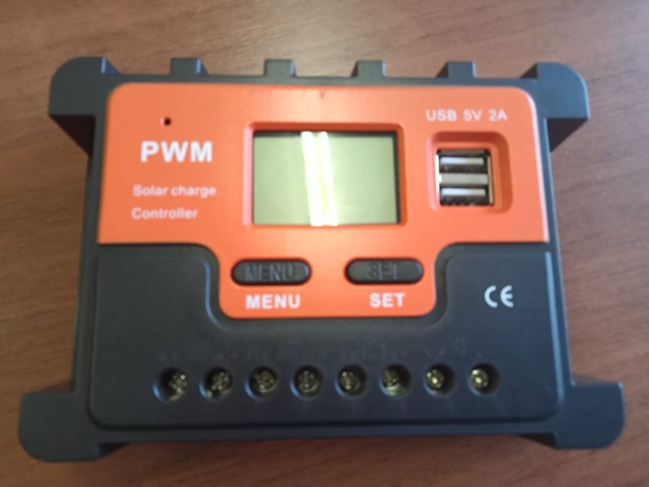 Контроллер заряда для солнечных панелей PWM 20A 12/24В 50В