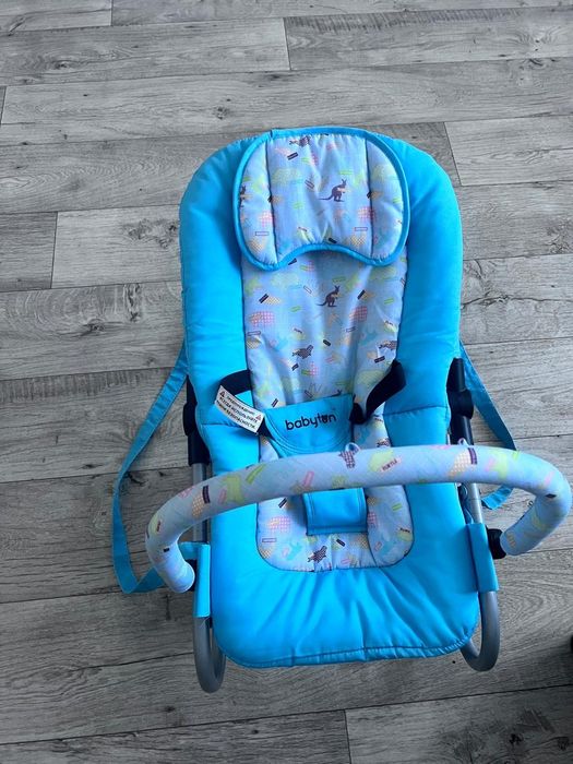 Продам шезлонг детский