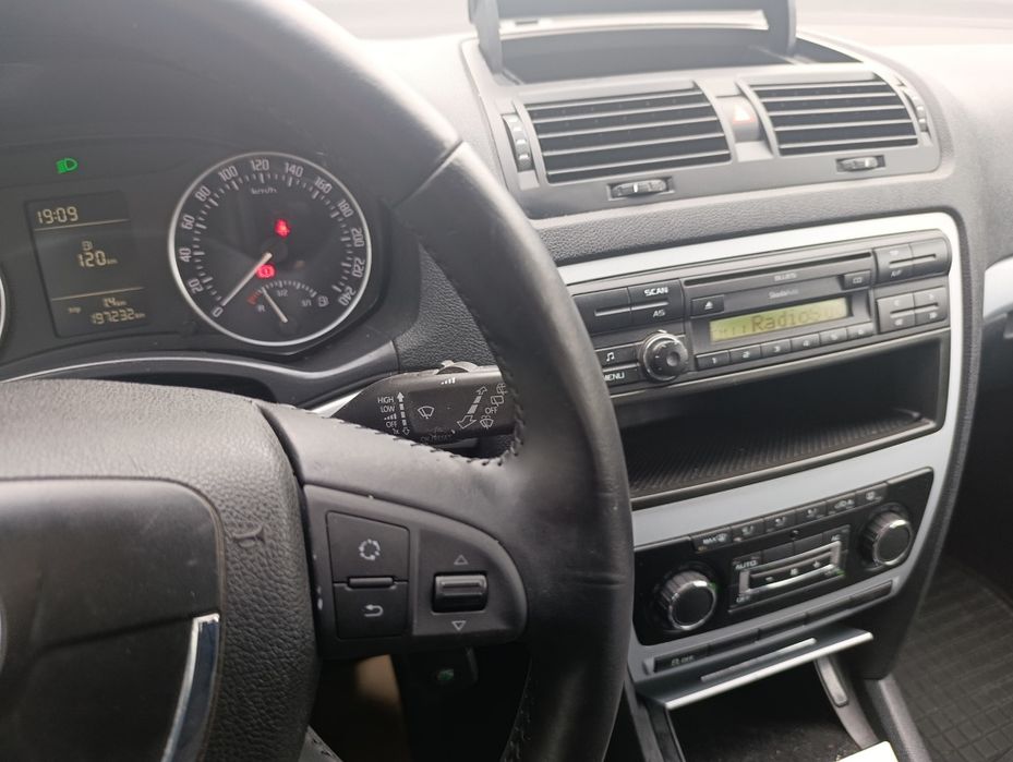 Skoda Octavia II 2011 1.6 TDI 105 CP