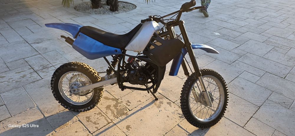 Moto Cross 50 cm³ inalt