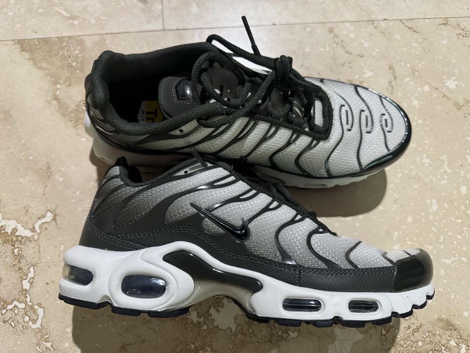 Nike tn air nou cu eticheta