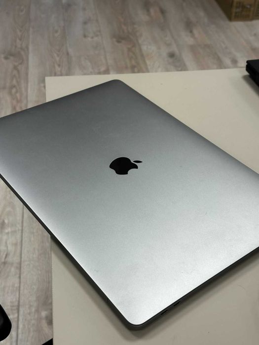 Като нов Apple MacBook Pro 2019 16'
