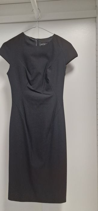 Rochie neagra eleganta