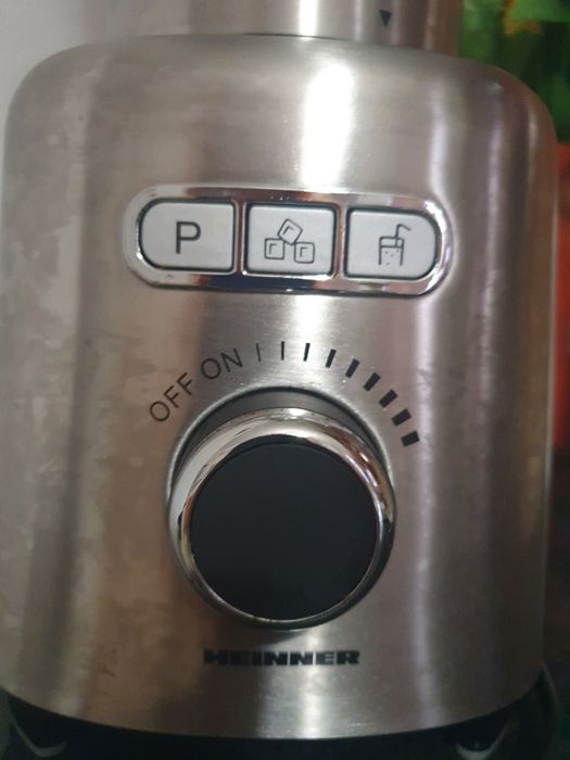 Vând Blender de masa 1000W Heinner