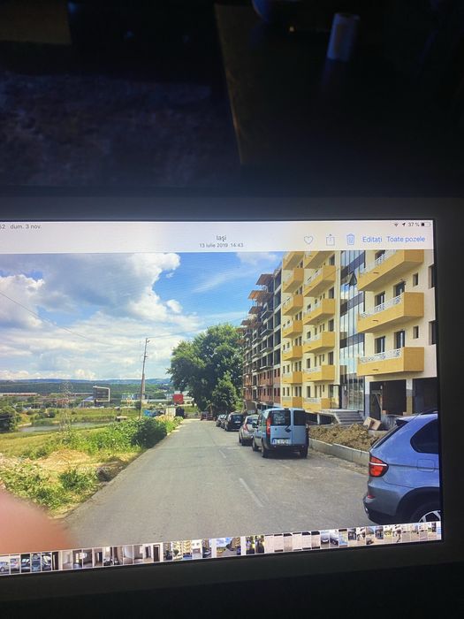 Vind apartament doua camere , zona Cug