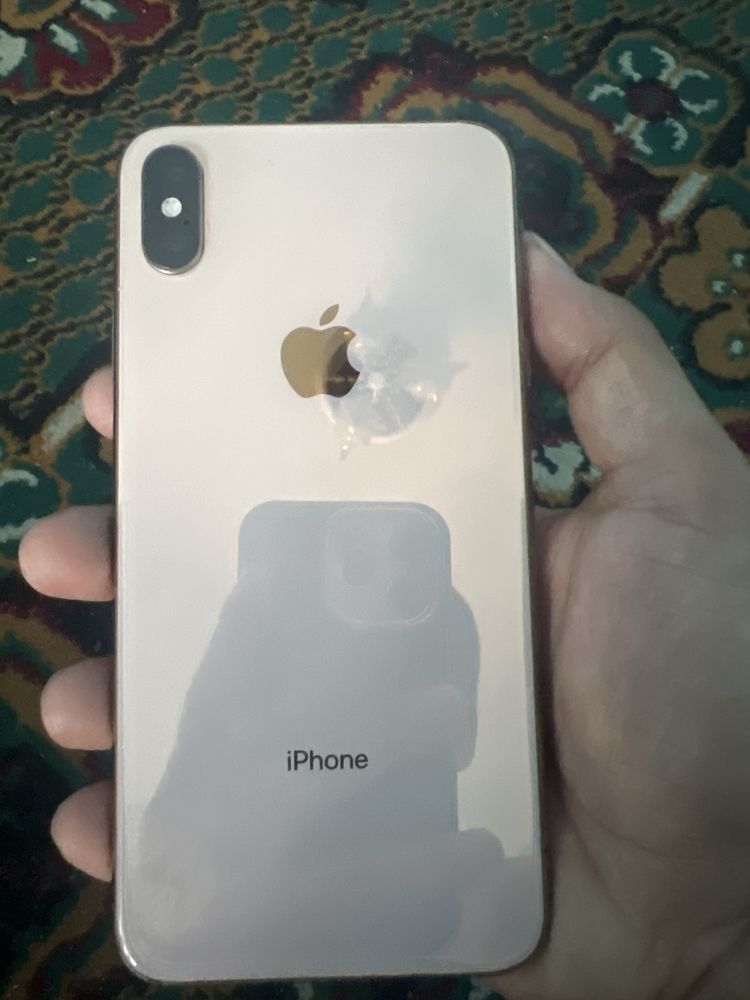 Iphone XS max telefoni