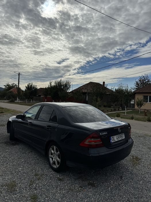 Mercedes class c200 2.0 122 CP
