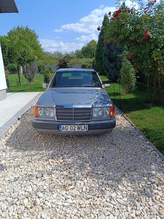 Mercedes-Benz W124